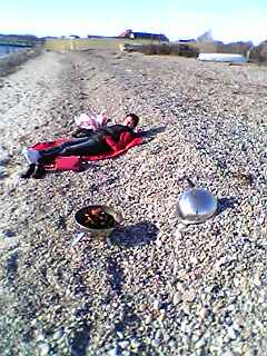 Blanka på Råå strand - premiär grillning (17 mars 2005)